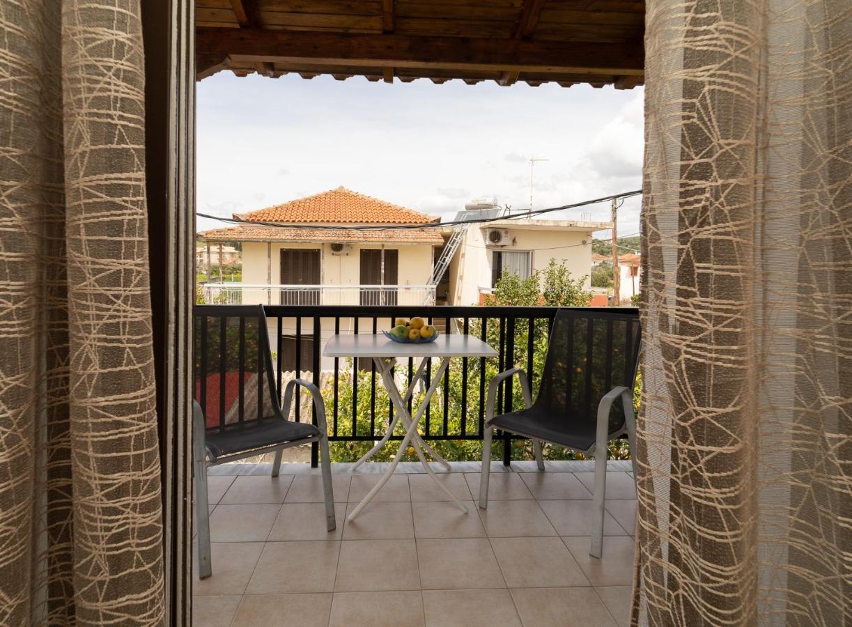 Tsimiklis Apartments Finikounda Exterior foto